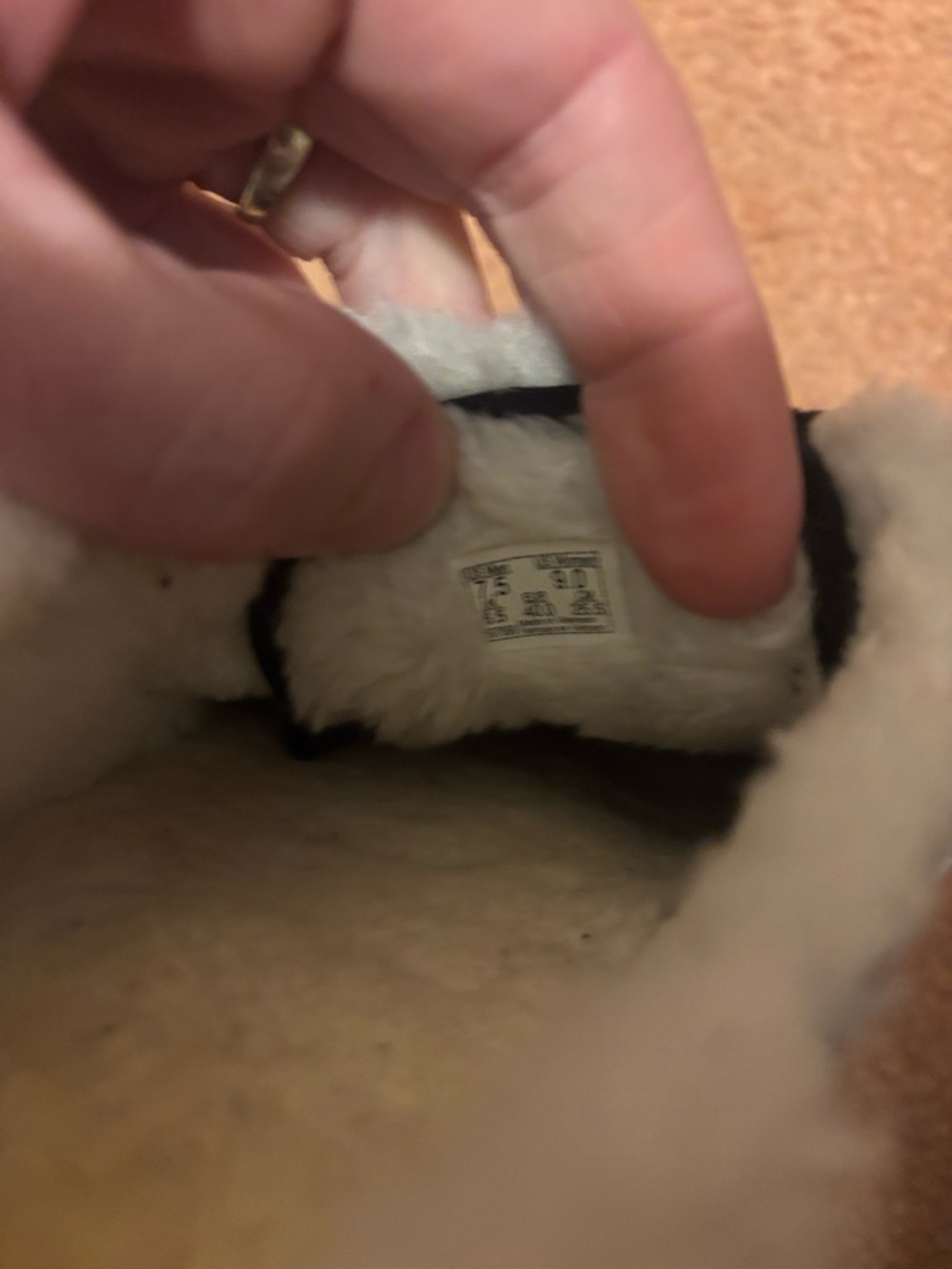 Vans Black  sherpaFaux-Fur Lined Skate Shoes - Picture 5 of 5